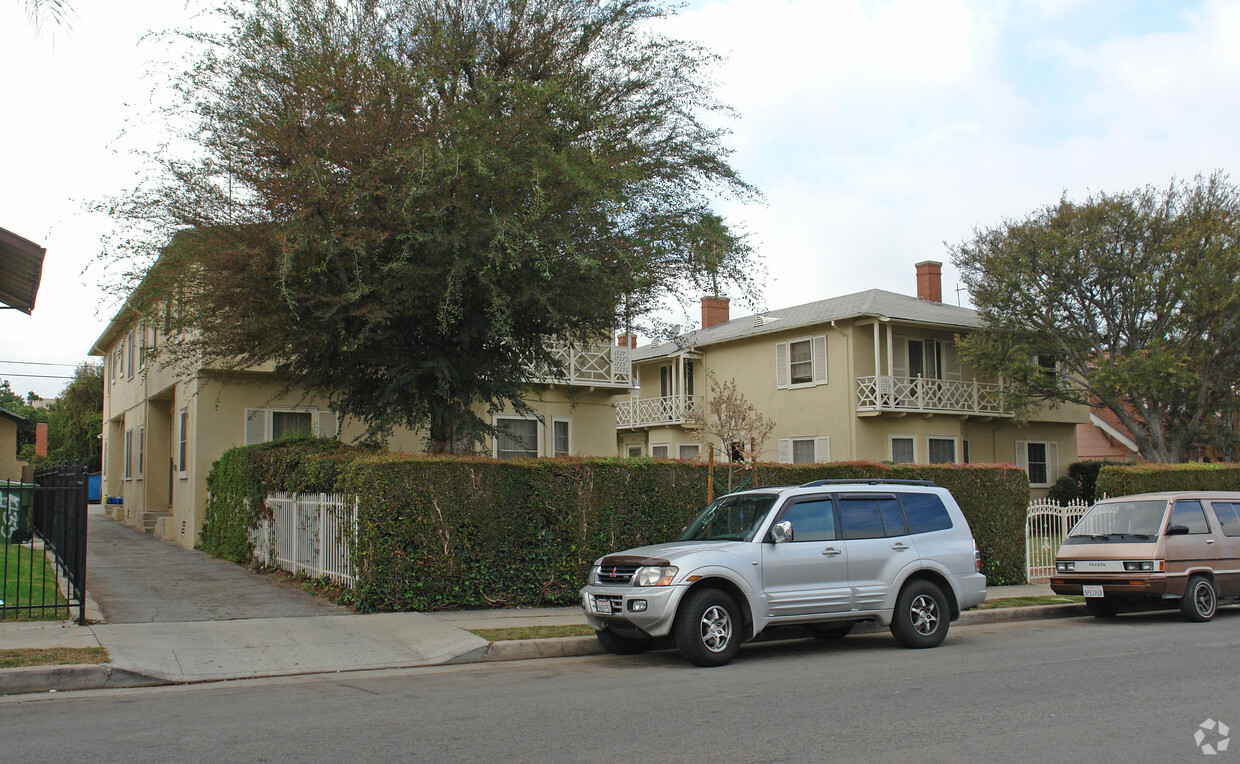 Primary Photo - 1721-1727 6th Ave
