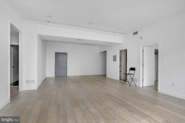 Foto del edificio - 301 Spring Garden St
