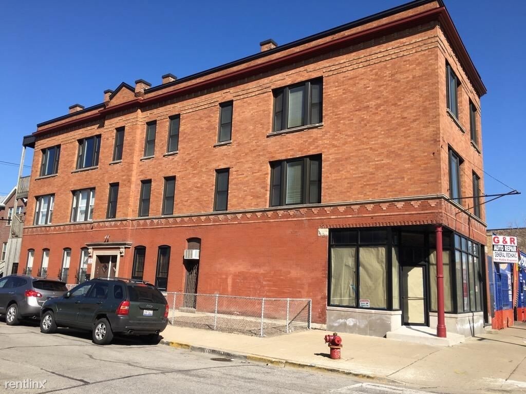 Foto del edificio - Studio, 1 bath  - 826 S Western Ave