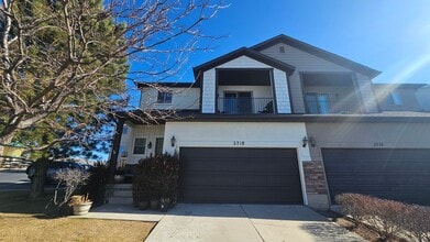 Building Photo - 2718 N Elm Dr