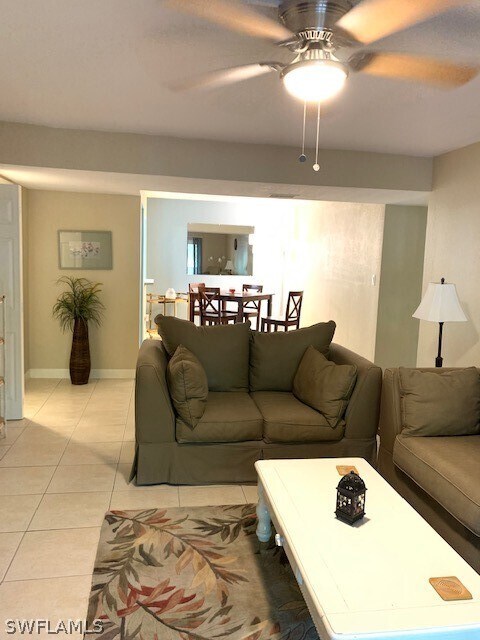 Foto del edificio - 12658 Kenwood Ln