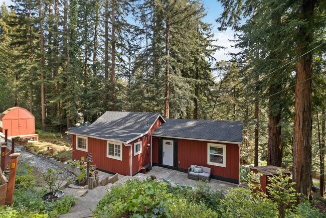 Foto del edificio - Serene Felton Retreat – Spacious Home Nest...