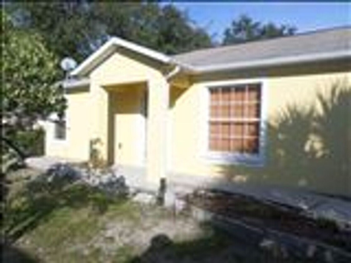 Primary Photo - 4406 Mango Terrace