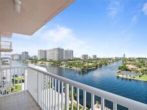 Building Photo - 3161 S Ocean Dr
