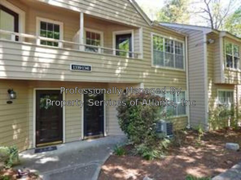Foto principal - 1339 N Crossing Dr NE