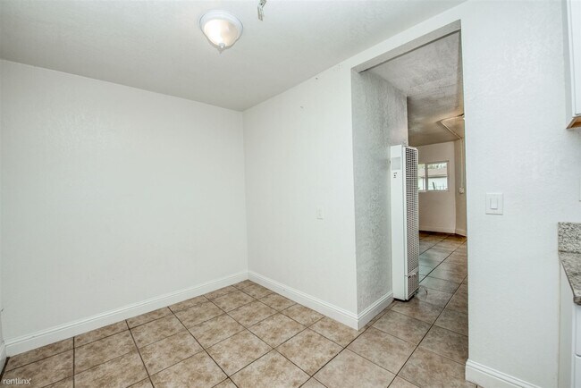 Building Photo - 2445 S 10th St