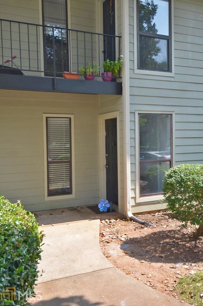 Foto del edificio - 802 Park Ridge Cir