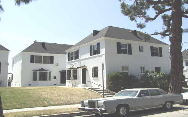 Primary Photo - 4215 Degnan Blvd