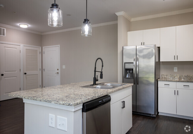 2 habitaciones, 2 baños - 1060 pies cuadrados - Cocina - McDowell Creek Court
