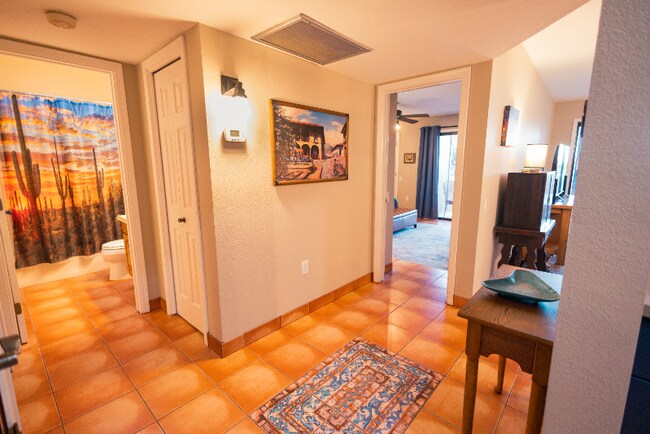 Building Photo - 1230 W Camino del Pato