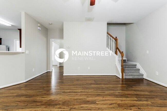 Foto del edificio - 4 Bedroom Pet-Friendly Home in Snellville, GA with Main Street Renewal