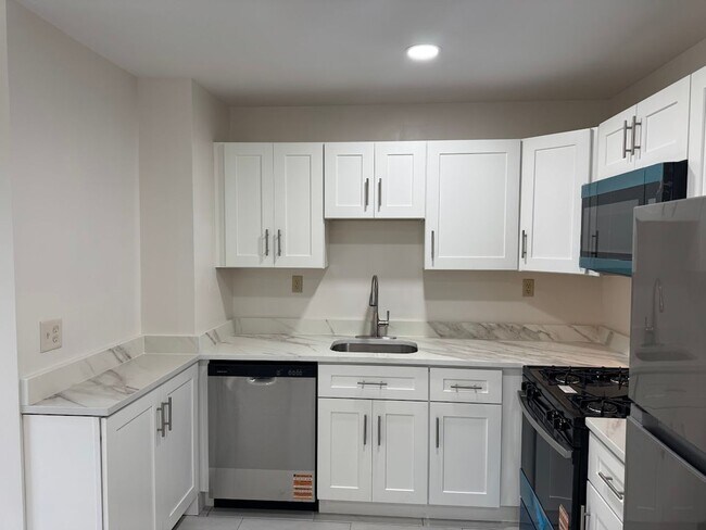 Photo - 1748 Jancey Street Apartment