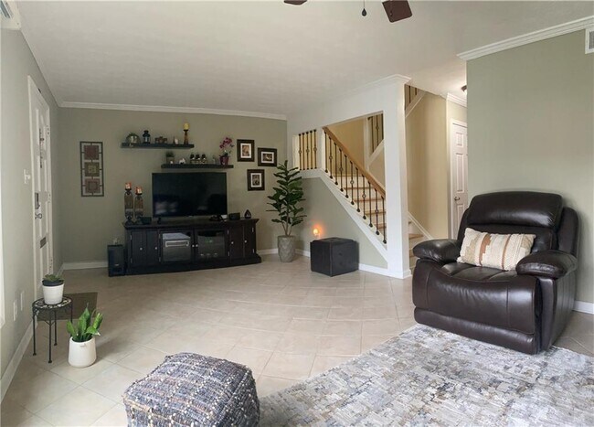 Building Photo - 1194 Ashborough Dr