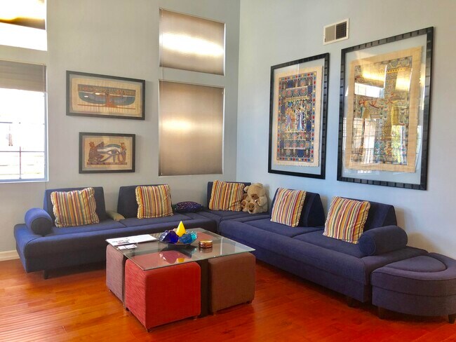 Building Photo - 3025 Blazing Star Dr