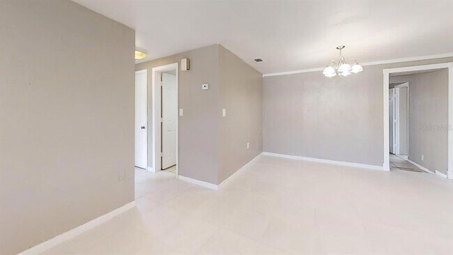 Foto del edificio - 3136 Huntington Rd