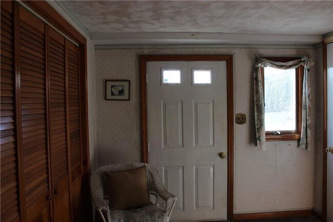 Building Photo - 156 Wolcott Ave