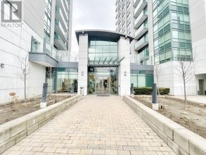 Building Photo - 75-675 S Town Centre Blvd