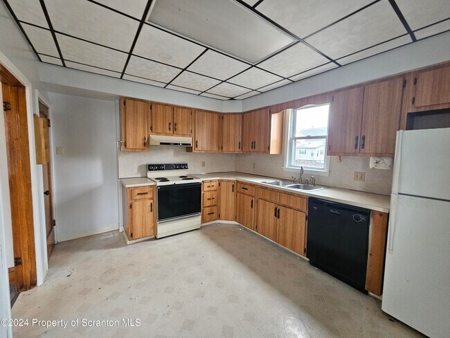 Building Photo - 603 Edgar St