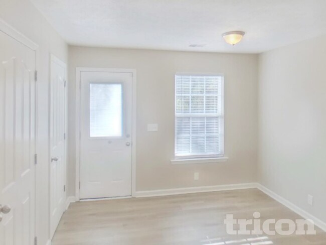 Foto del edificio - 1110 Nahanee Ct