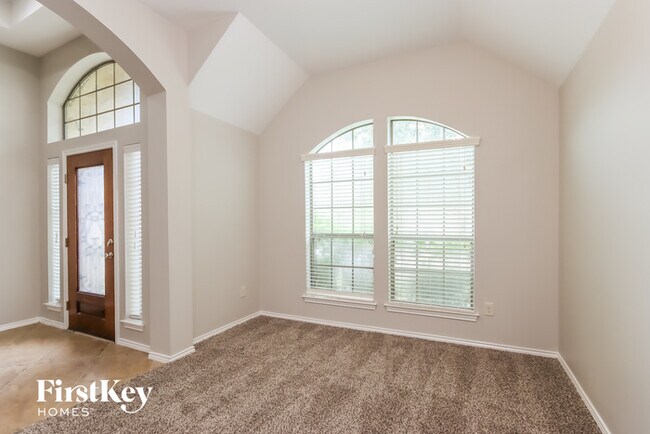 Foto del edificio - 13030 Gentle Water Drive