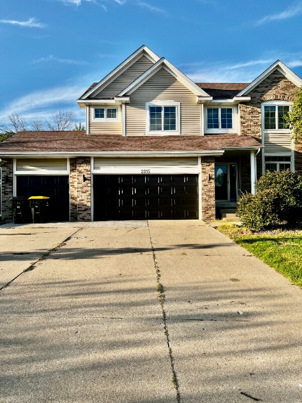 Primary Photo - 2015 SE Olson Dr