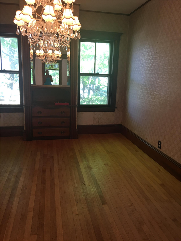 Foto principal - 592-594 Lowell St