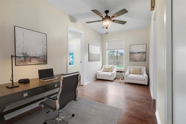 Foto del edificio - 506 S Oak St