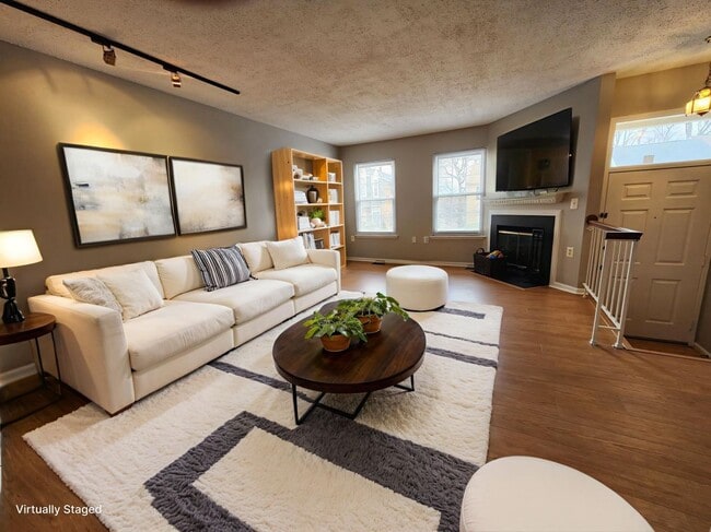 Building Photo - 56 Cherry Bend Ct