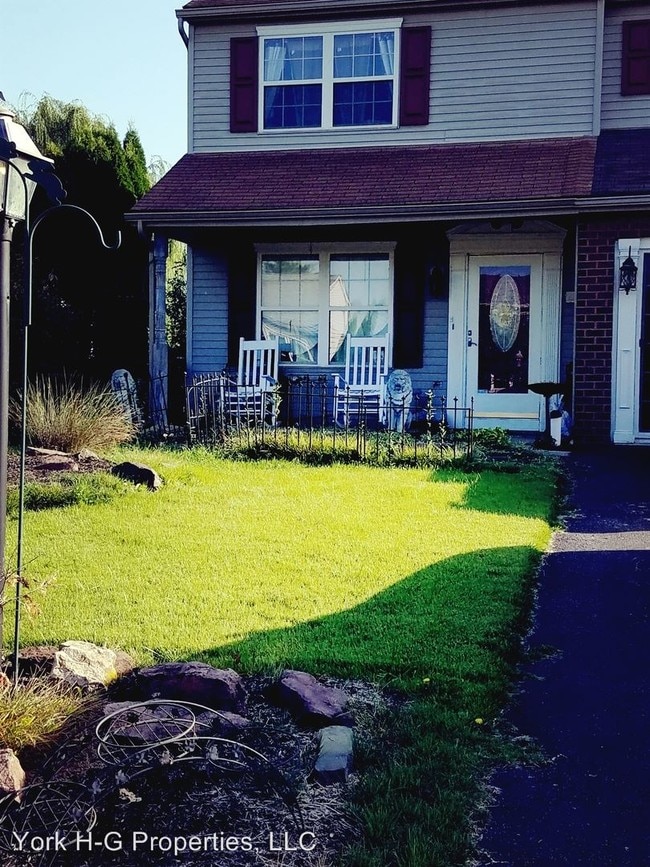 Building Photo - 3309 Glen Hollow Dr