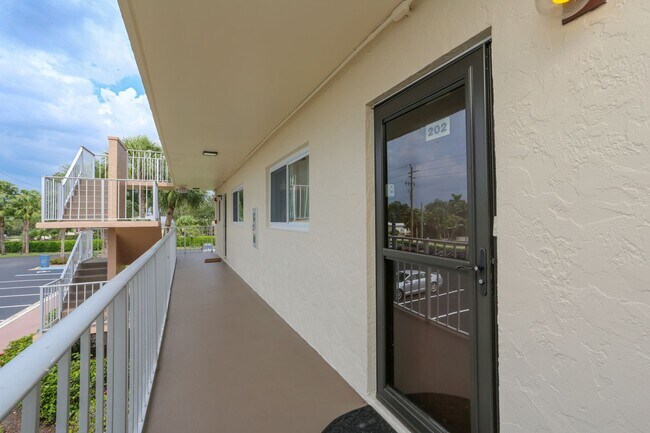 Building Photo - ***WONDERFUL COMMUNITY AND LOCATION***2BED...