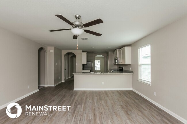 Building Photo - 3159 Begonia Bend