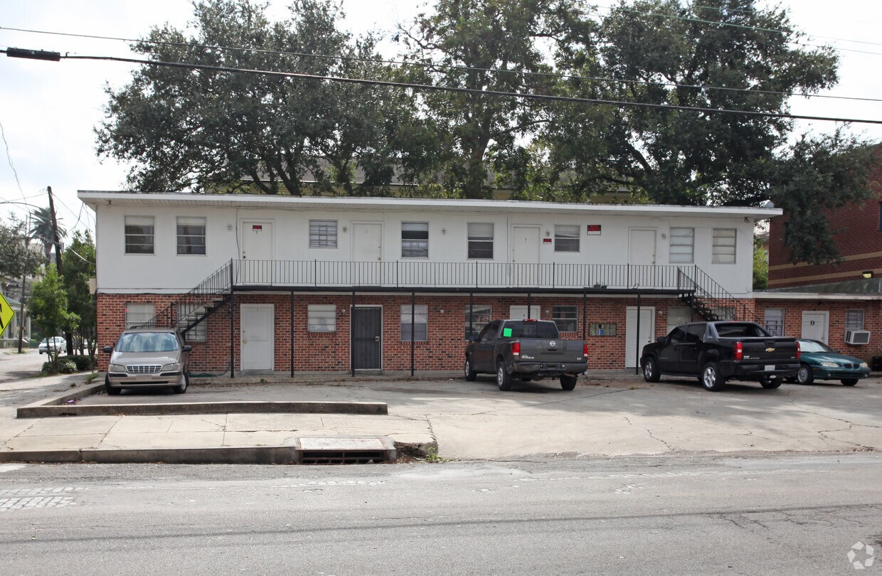 Building Photo - 2200 Oretha Castle Haley Blvd