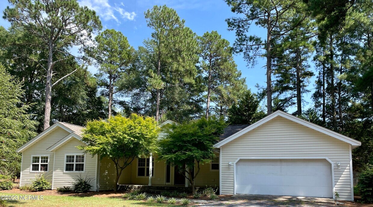 115 Merion Cir, Pinehurst, NC 28374 House Rental in Pinehurst, NC