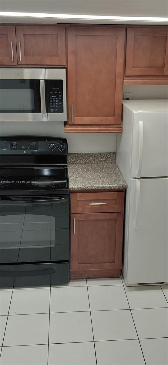 Foto del edificio - 140 NW 87th Ave