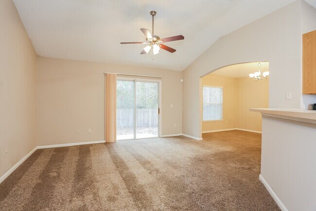 Foto del edificio - 1608 Guardian Dr