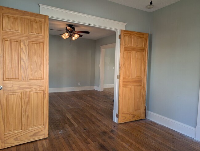 Foto del edificio - 1560 Coutant Ave