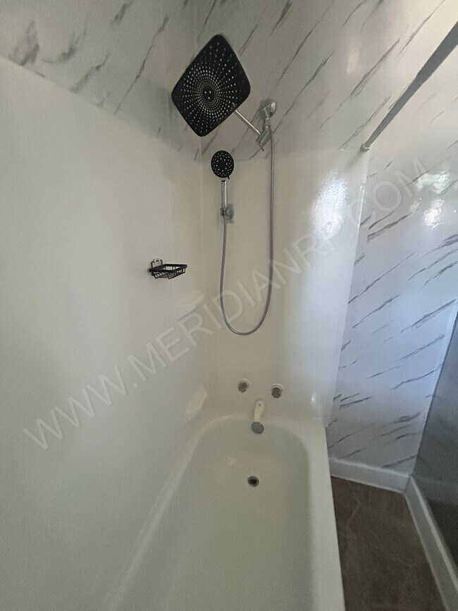 Foto del edificio - 1706 Sinclair St