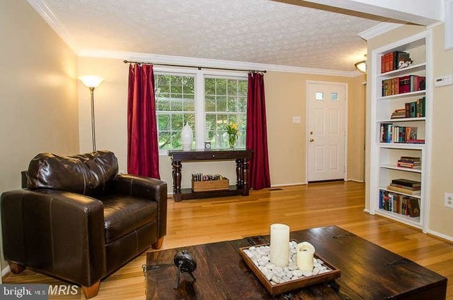 Building Photo - 6885 McLean Greens Ct