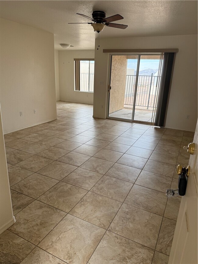 Foto del edificio - 3424 Sunriver Rd
