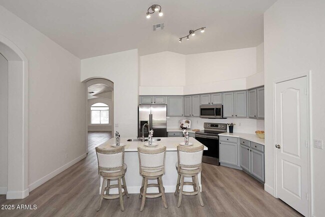 Foto del edificio - 18010 N 44th Way