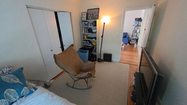 Building Photo - No Broker Fee | Brighton 2 Bed Condo | Heat, Hot Water & Water Included