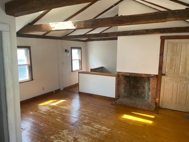 Building Photo - 179 Union St