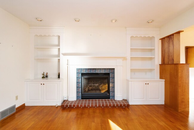 Building Photo - Quality Home Management