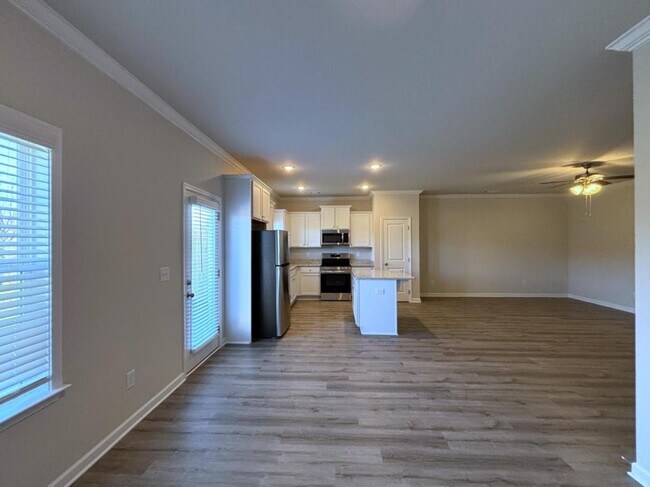 Foto del edificio - 235 Alston Ridge Dr