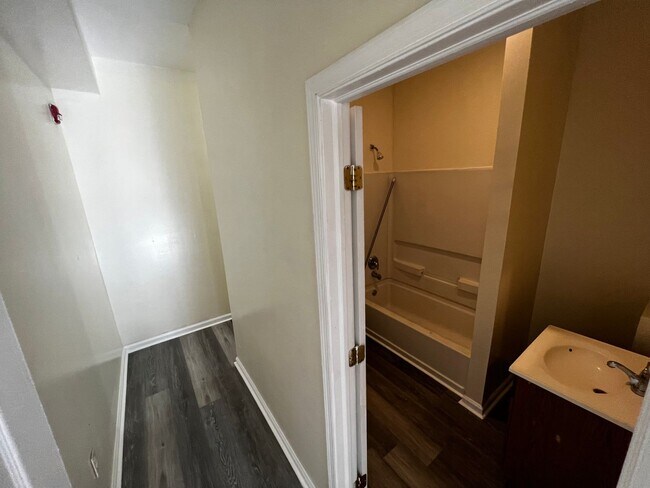 Foto del edificio - 2426 N 33rd St