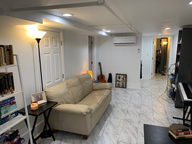 Living Room - 43 Florida Ave NW
