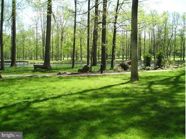 Building Photo - 15107 Interlachen Dr