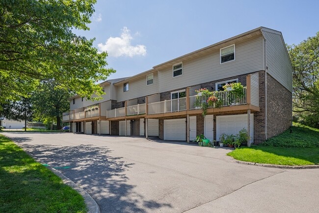 Foto del edificio - Willowood Village Apartments & Townhomes