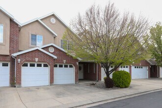 Building Photo - 10505 Sage Flats Way