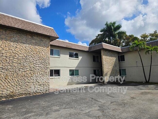 Building Photo - 4331 Glenwood Ave